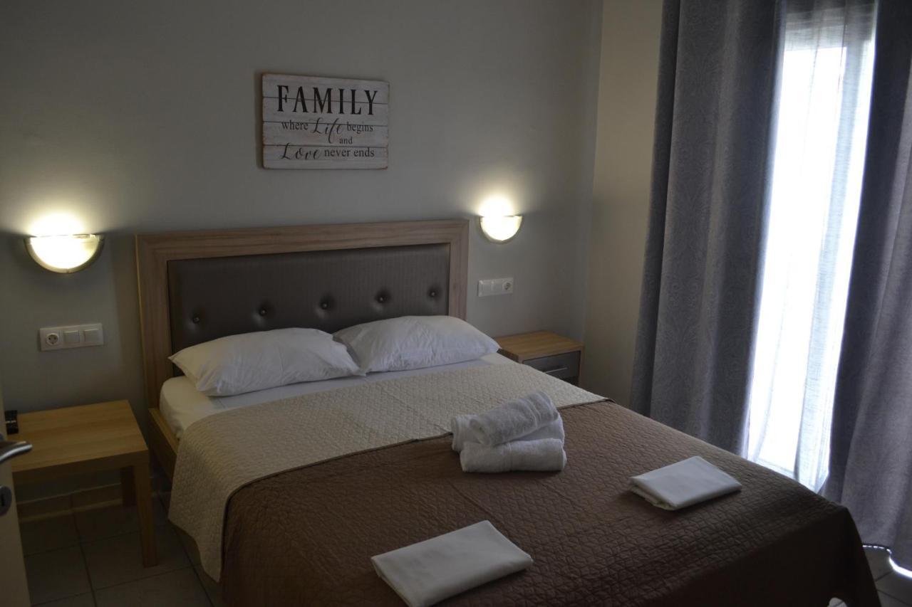 Helena House Apartment Sarti Ngoại thất bức ảnh